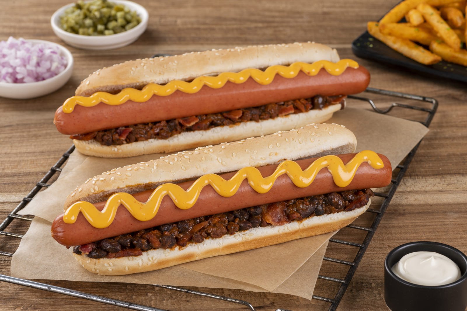 Chilli cheese hot dog